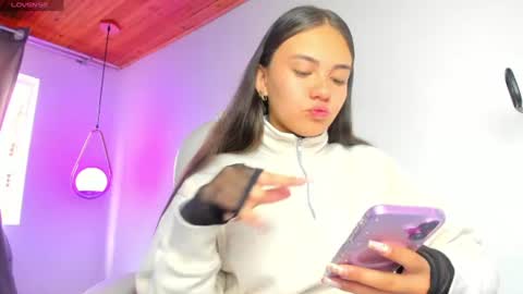 Mia Nevaeh - follow me online show from 08-02-26, 09:24
