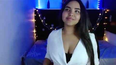 Snapshot of mia_peyton chatting on 12-07-24, 05:09 Mia online show from 12-07-24, 05:09