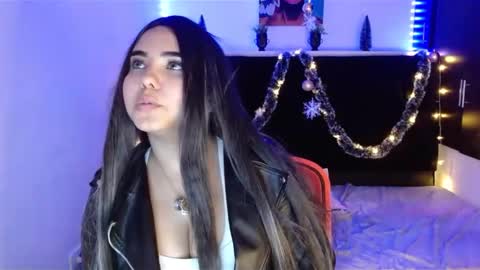Snapshot of mia_peyton chatting on 12-27-24, 03:59 Mia online show from 12-27-24, 03:59