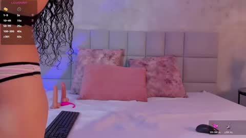 Snapshot of mia_phalmerr chatting on 05-15-26, 12:01 Mia Phalmer online show from 05-15-26, 12:01