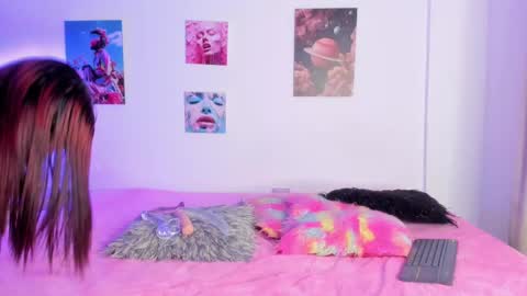 Snapshot of mia_purplee chatting on 09-16-25, 03:18 mia_purplee online show from 09-16-25, 03:18