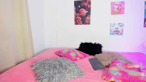 Snapshot of mia_purplee chatting on 10-02-25, 03:13 mia_purplee online show from 10-02-25, 03:13