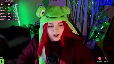 Snapshot of mia_r0ss chatting on 06-18-26, 01:06 Mia online show from 06-18-26, 01:06