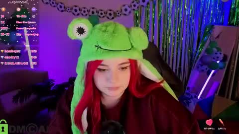 Snapshot of mia_r0ss chatting on 06-22-26, 03:25 Mia online show from 06-22-26, 03:25