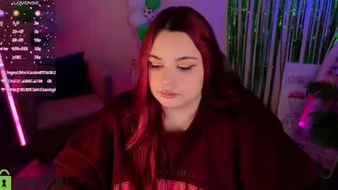 Snapshot of mia_r0ss chatting on 07-14-26, 02:05 Mia online show from 07-14-26, 02:05