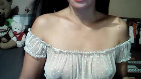 Snapshot of mia_rein chatting on 06-30-26, 01:34 mia_rein online show from 06-30-26, 01:34