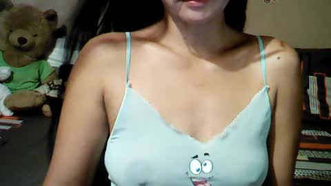 Snapshot of mia_rein chatting on 07-29-26, 02:15 mia_rein online show from 07-29-26, 02:15