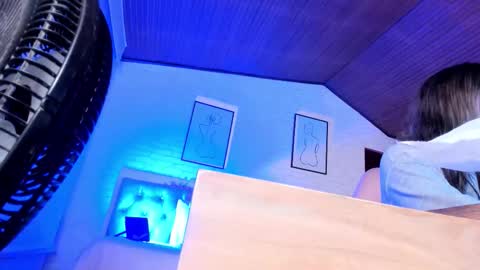  MIA  online show from 12-19-25, 03:02