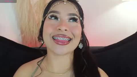 Mia online show from 07-19-26, 08:34