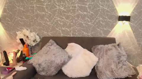 Snapshot of mia_roux13 chatting on 02-09-25, 09:49 Mia Roux online show from 02-09-25, 09:49