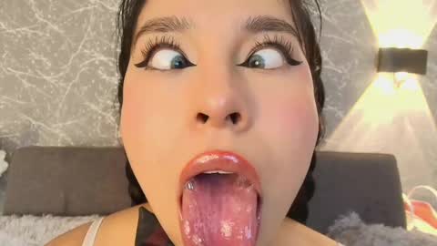 Snapshot of mia_roux13 chatting on 02-22-25, 10:52 Mia Roux online show from 02-22-25, 10:52