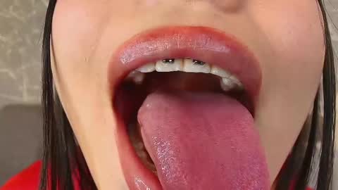 Snapshot of mia_roux13 chatting on 02-27-25, 09:58 Mia Roux online show from 02-27-25, 09:58