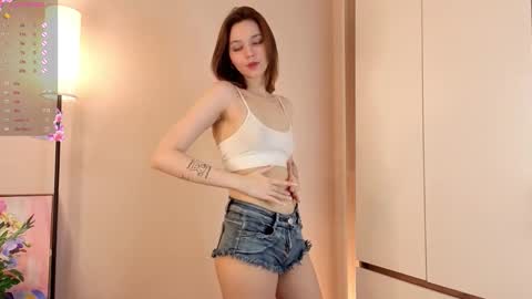 Snapshot of mia_roxxxy chatting on 11-08-25, 08:07 Mia Roxy online show from 11-08-25, 08:07