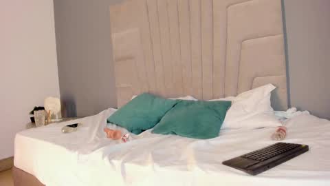 mia_smith_x online show from 03-05-25, 11:05