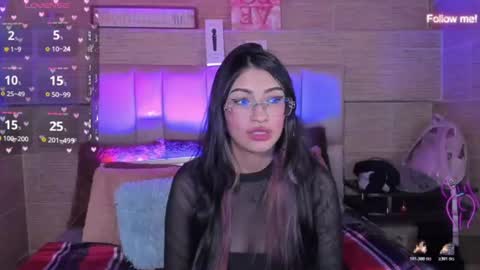 Mia online show from 07-29-26, 01:26