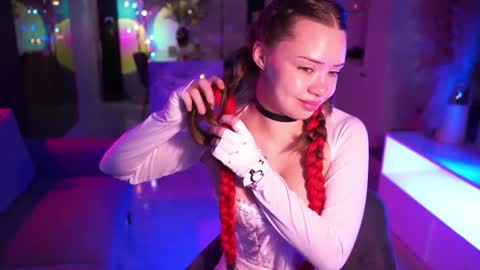 VixenMia online show from 03-23-26, 03:43