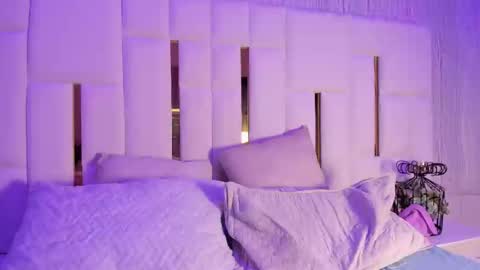 mia_vy online show from 10-12-25, 02:54