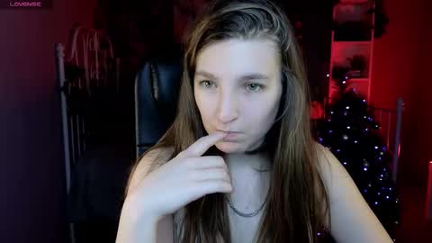 Mia online show from 12-21-25, 10:22