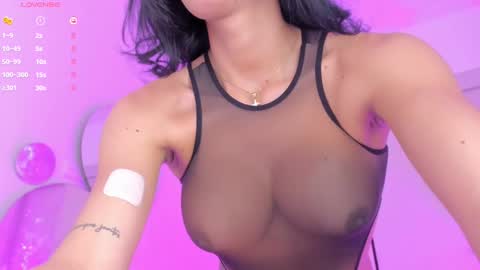 Snapshot of mia_yourmommy chatting on 03-07-25, 02:57 online show from 03-07-25, 02:57