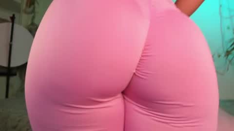 Snapshot of miaa_rose__ chatting on 06-24-26, 11:48 Miaa online show from 06-24-26, 11:48