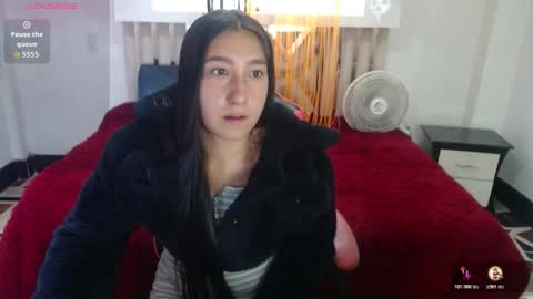 Snapshot of miaa_scott chatting on 11-09-25, 12:47 online show from 11-09-25, 12:47