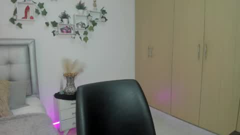 miaa_star_1x online show from 06-03-26, 10:40