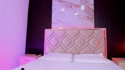 Miaa Farrel online show from 09-08-25, 07:13