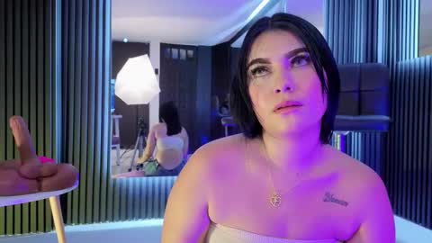 Miaa Farrel online show from 02-20-26, 03:34