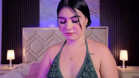 Miaa Farrel online show from 02-21-26, 05:58