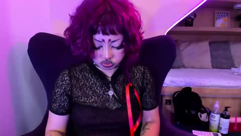 Snapshot of miaamane chatting on 02-09-25, 04:07 Mia online show from 02-09-25, 04:07