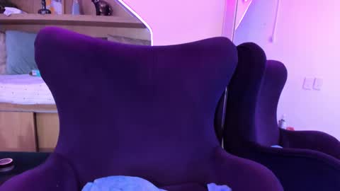 Snapshot of miaamane chatting on 03-12-25, 03:40 Mia online show from 03-12-25, 03:40