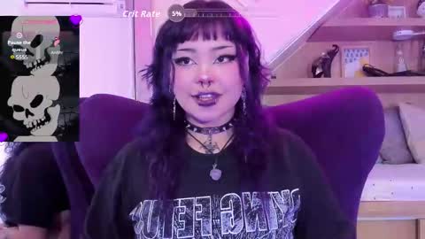 Snapshot of miaamane chatting on 09-11-25, 03:28 Mia online show from 09-11-25, 03:28