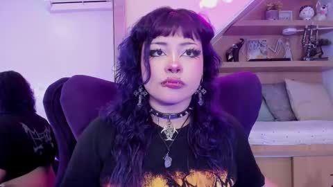 Snapshot of miaamane chatting on 09-13-25, 03:17 Mia online show from 09-13-25, 03:17