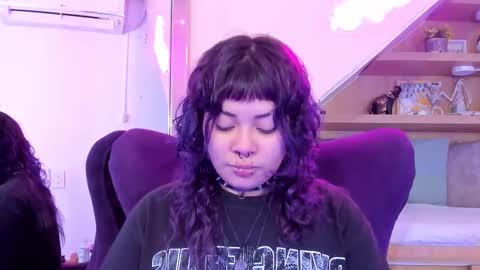 Snapshot of miaamane chatting on 10-22-25, 03:07 Mia online show from 10-22-25, 03:07