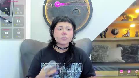 Mia online show from 02-13-26, 12:56