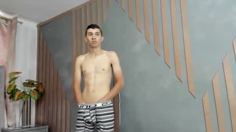 miaandrony online show from 04-13-26, 12:54