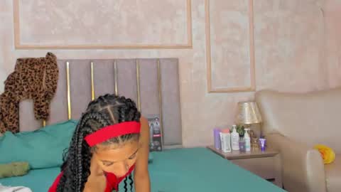 Miaasummer online show from 05-15-26, 11:39