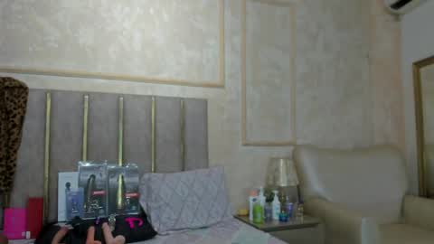 Miaasummer online show from 06-04-26, 11:38