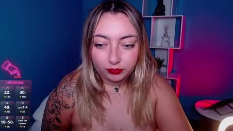 Snapshot of miaawild chatting on 12-07-24, 01:14 Andrea online show from 12-07-24, 01:14