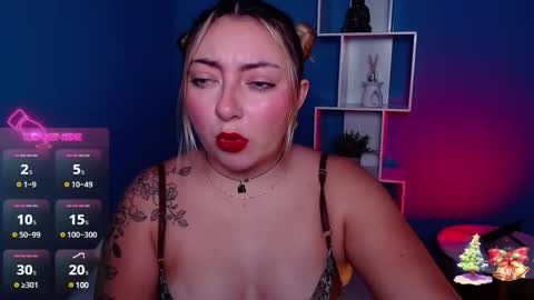 Snapshot of miaawild chatting on 12-20-24, 08:12 Andrea online show from 12-20-24, 08:12