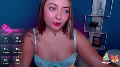 Snapshot of miaawild chatting on 12-28-24, 01:18 Andrea online show from 12-28-24, 01:18