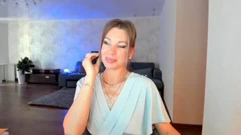 Mia online show from 07-07-26, 07:56