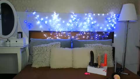 MiaBeeX online show from 12-03-25, 03:10