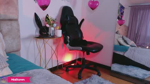 miablumm_ online show from 03-31-26, 10:10