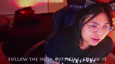 Mia online show from 02-12-25, 02:35