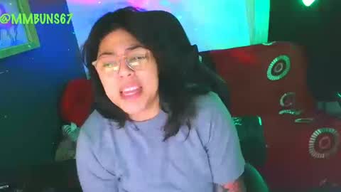 Mia online show from 10-12-25, 02:10