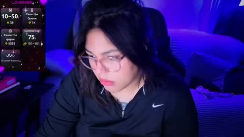 Mia online show from 02-01-26, 02:10