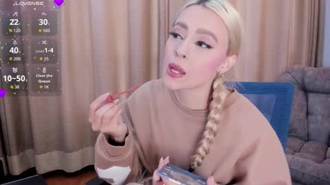 MiaCarper online show from 02-27-26, 08:42