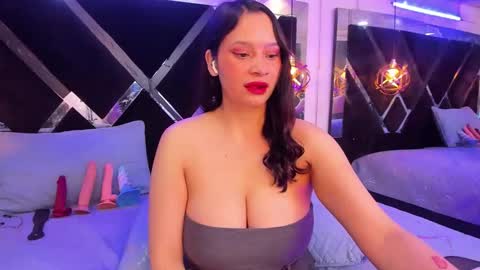 Mia online show from 02-14-26, 01:46