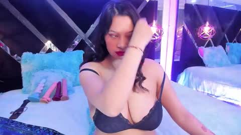 Mia online show from 03-14-26, 01:55